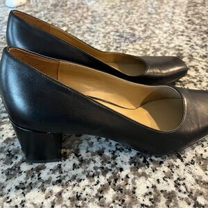 Naturalizer Black Leather Block Heel Pumps